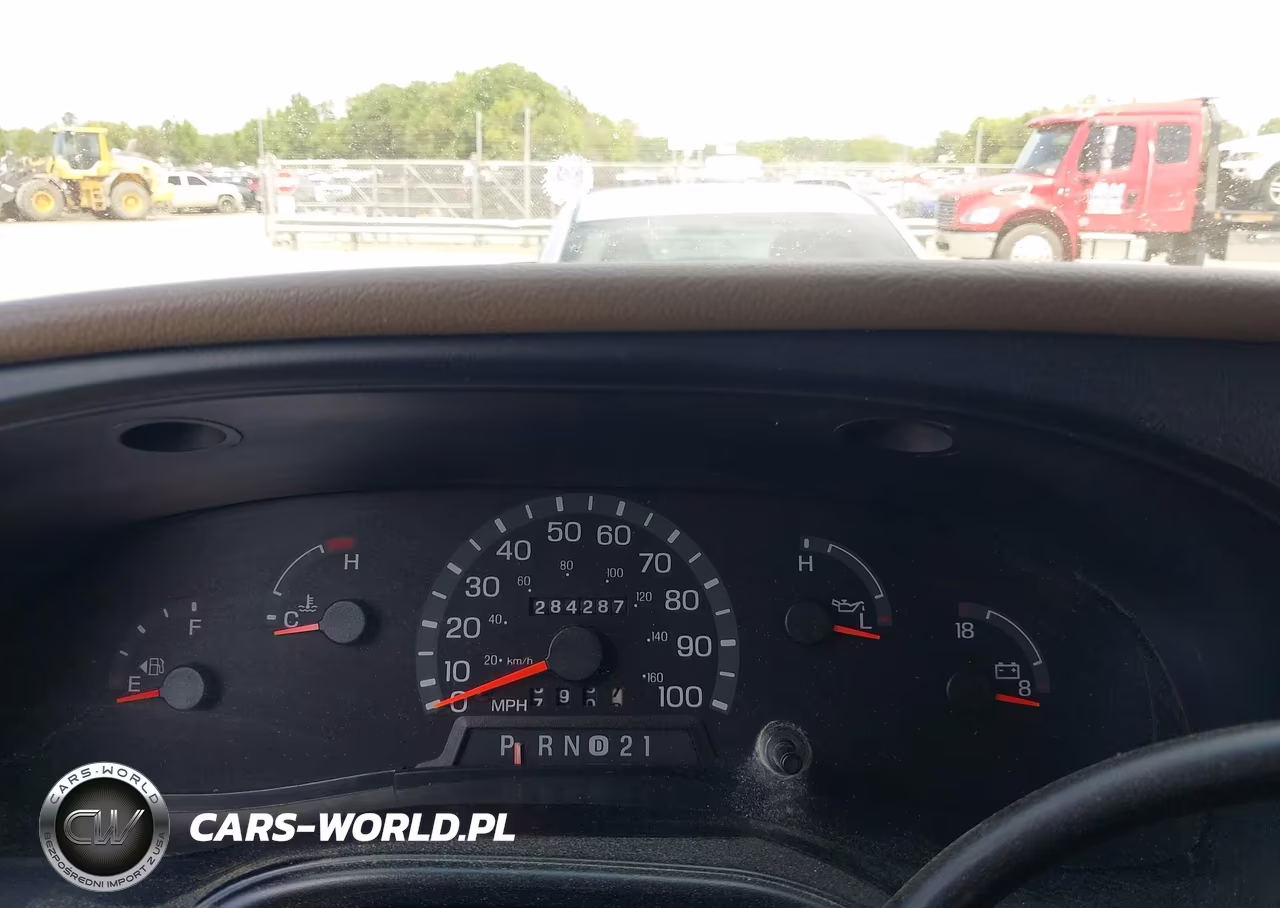 2002 Ford E-150 Xl-Xlt VIN:1FMRE11L72HB05559 - 7