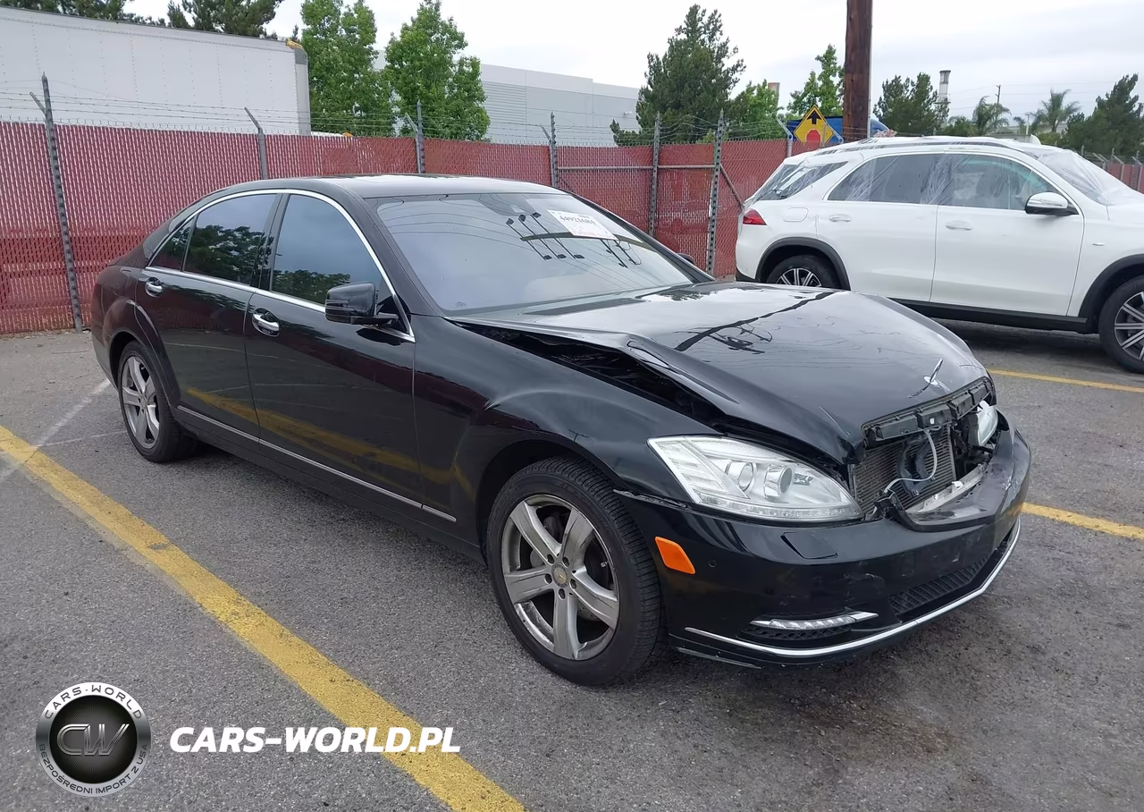 2011 Mercedes-Benz S 550