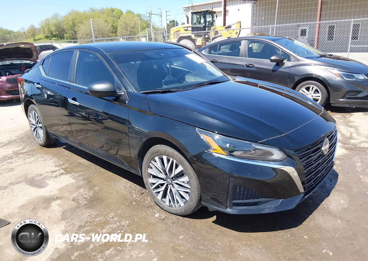2025 Nissan Altima Sv Awd – zdjęcie 1 z 16