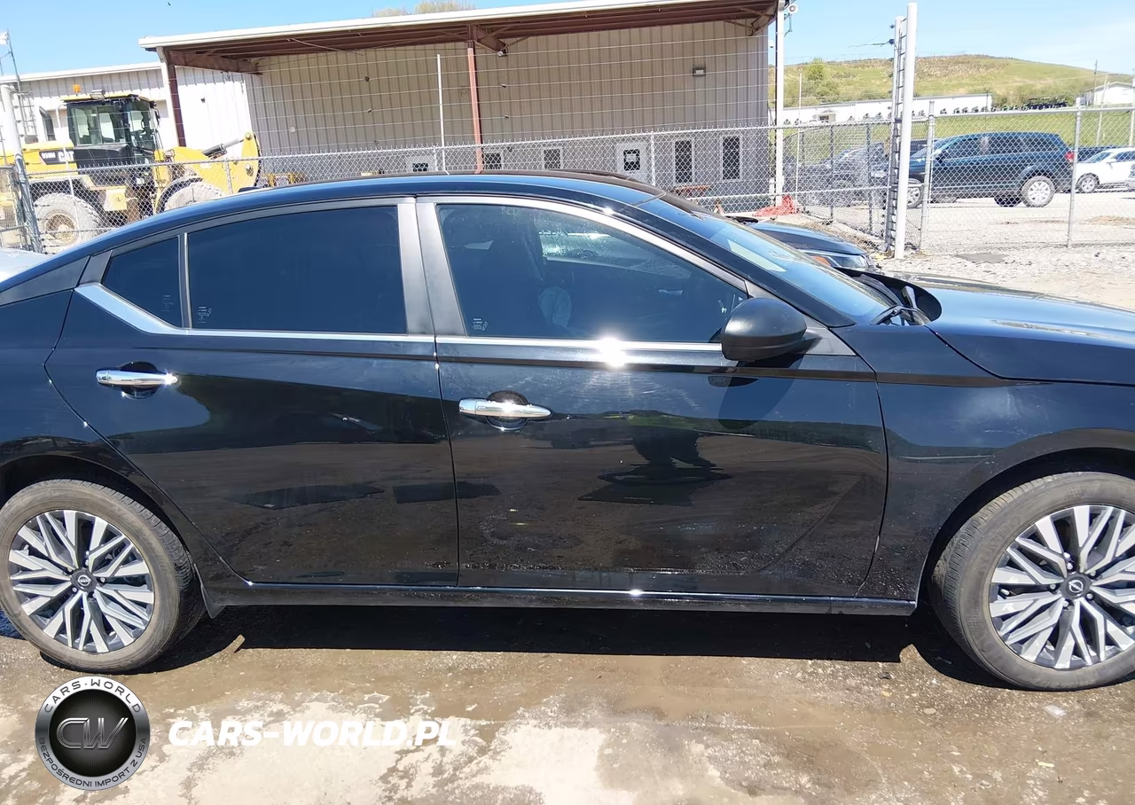 2025 Nissan Altima Sv Awd VIN:1N4BL4DW5SN300294 - 13