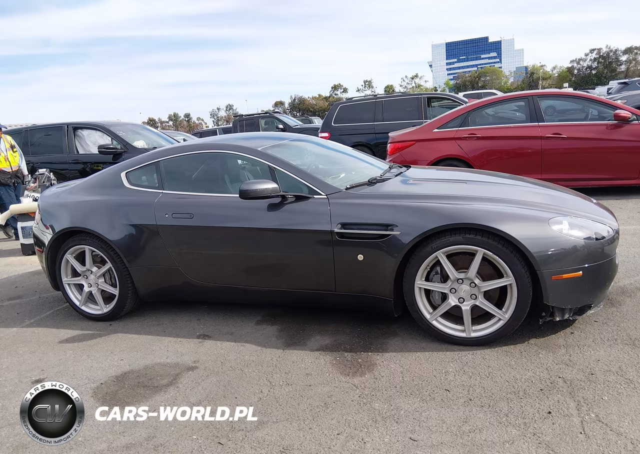 2006 Aston Martin V8 Vantage VIN:SCFBB03BX6GC01747 - 13