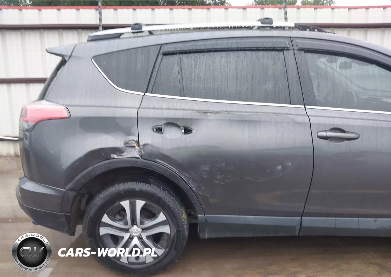 2018 Toyota Rav4 Le VIN:2T3ZFREV8JW450720 - 19