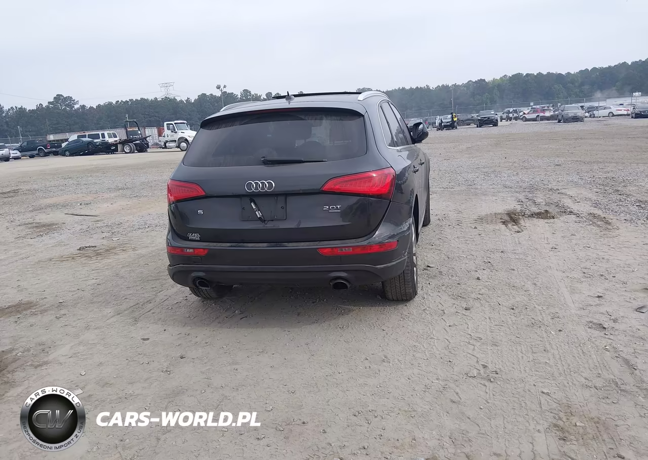 2014 Audi Q5 2.0T Premium VIN:WA1LFAFP1EA042212 - 4