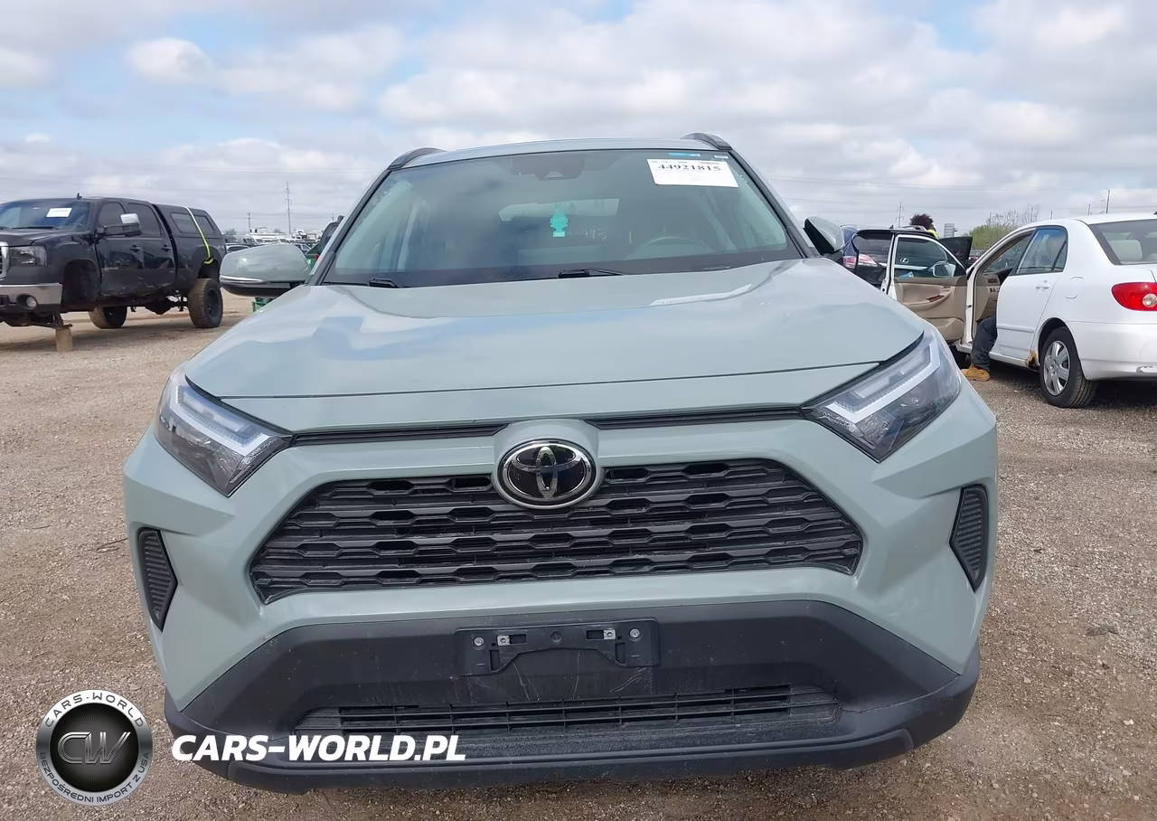 2022 Toyota Rav4 Xle VIN:2T3P1RFV0NW305620 - 12