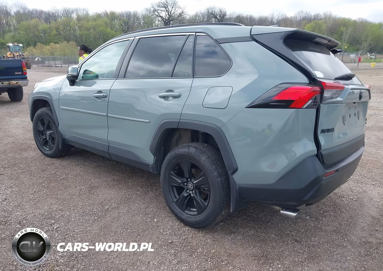 2022 Toyota Rav4 Xle VIN:2T3P1RFV0NW305620 - 3