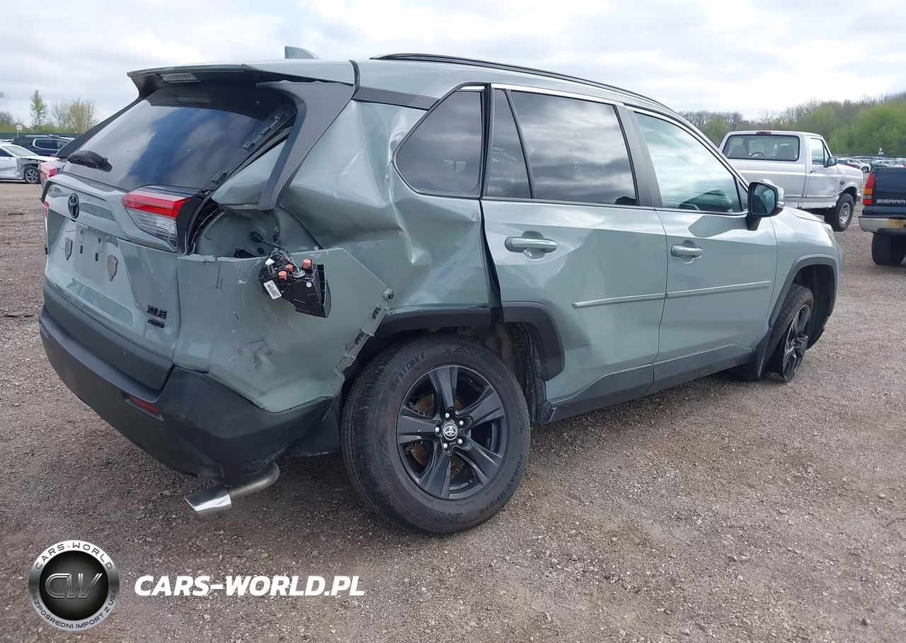 2022 Toyota Rav4 Xle VIN:2T3P1RFV0NW305620 - 4