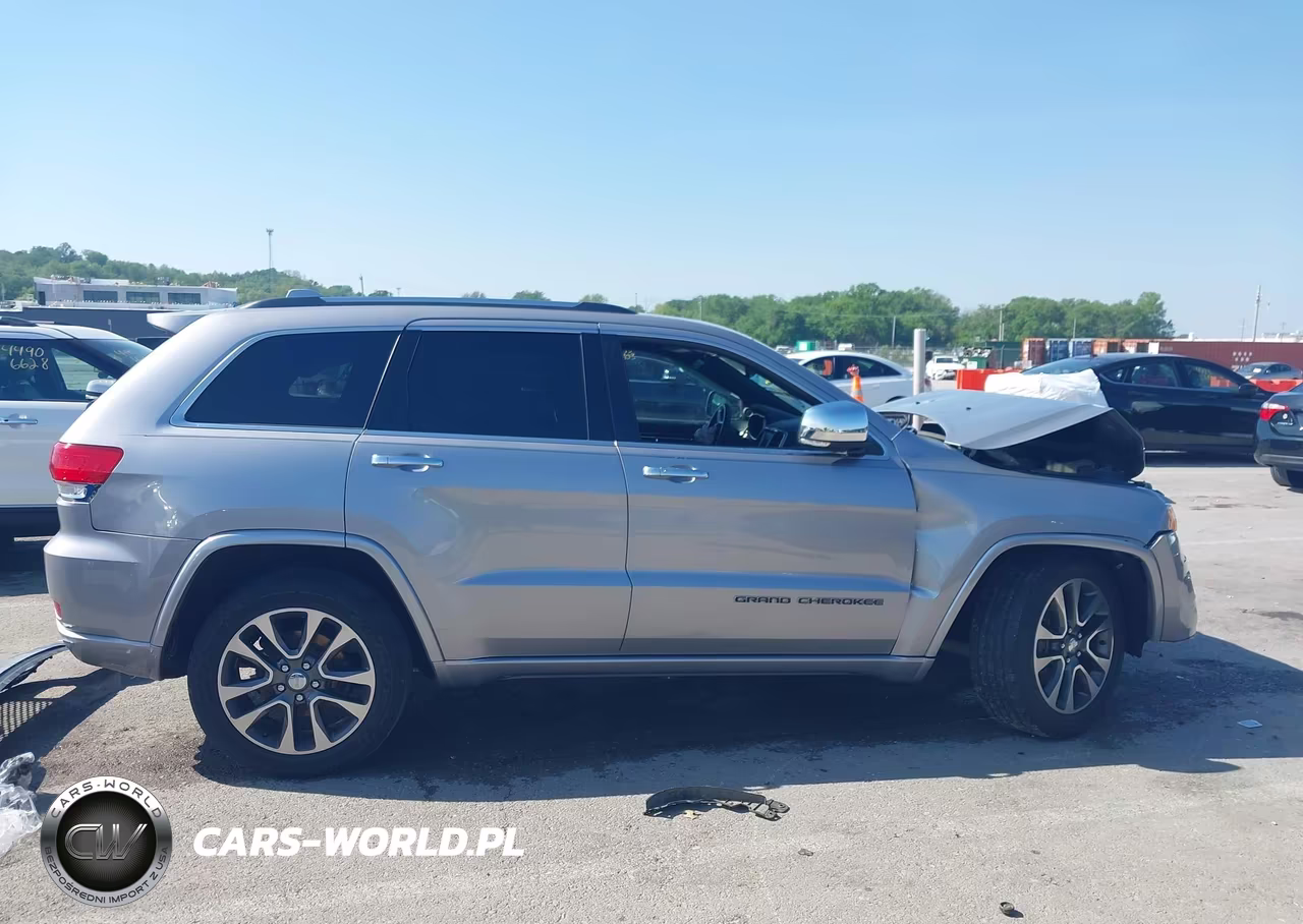 2017 Jeep Grand Cherokee Overland 4X4 VIN:1C4RJFCGXHC801660 - 13