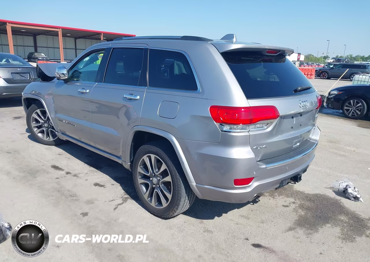 2017 Jeep Grand Cherokee Overland 4X4 VIN:1C4RJFCGXHC801660 - 3