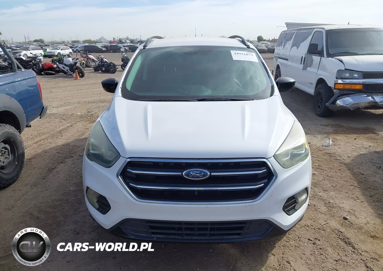 2017 Ford Escape Se VIN:1FMCU0GD7HUC67372 - 6