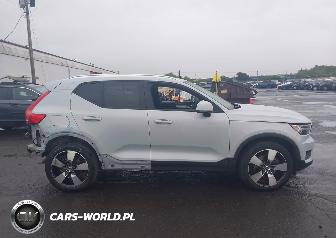 2020 Volvo Xc40 T5 Momentum VIN:YV4162UK4L2313696 - 13