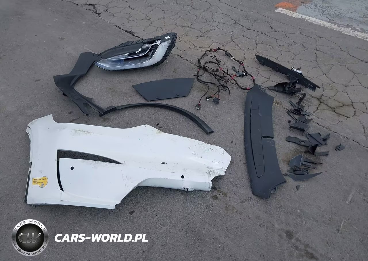 2022 Tesla Model X Dual Motor All-Wheel Drive VIN:7SAXCBE56NF336463 - 11