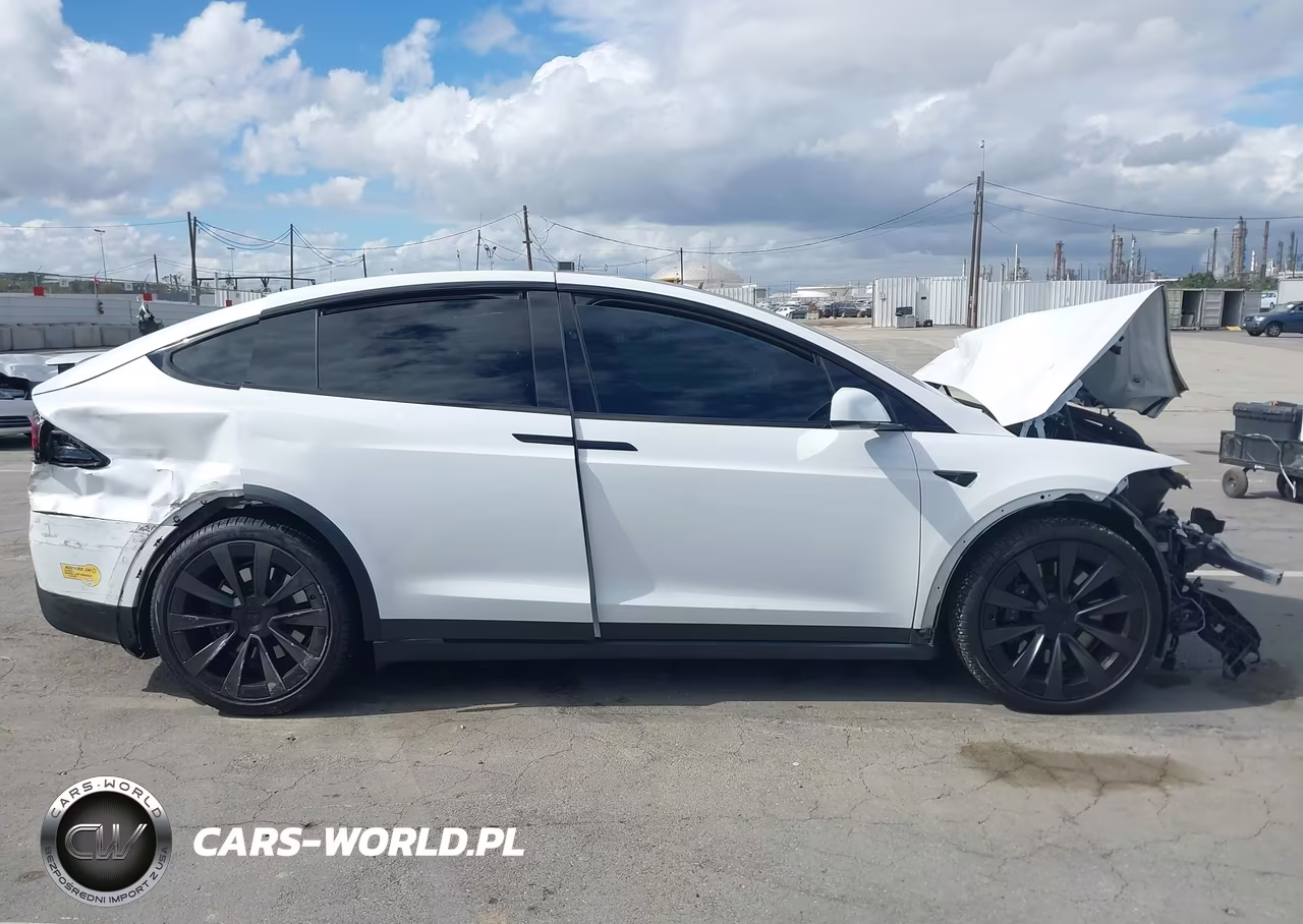 2022 Tesla Model X Dual Motor All-Wheel Drive VIN:7SAXCBE56NF336463 - 13