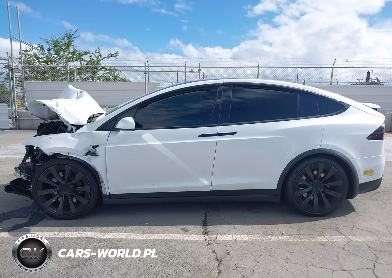 2022 Tesla Model X Dual Motor All-Wheel Drive VIN:7SAXCBE56NF336463 - 14