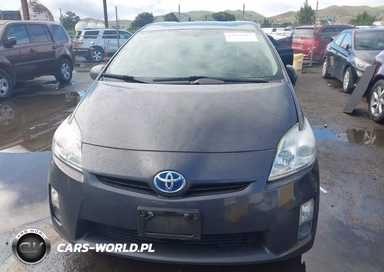 2011 Toyota Prius Three VIN:JTDKN3DU4B5310344 - 12