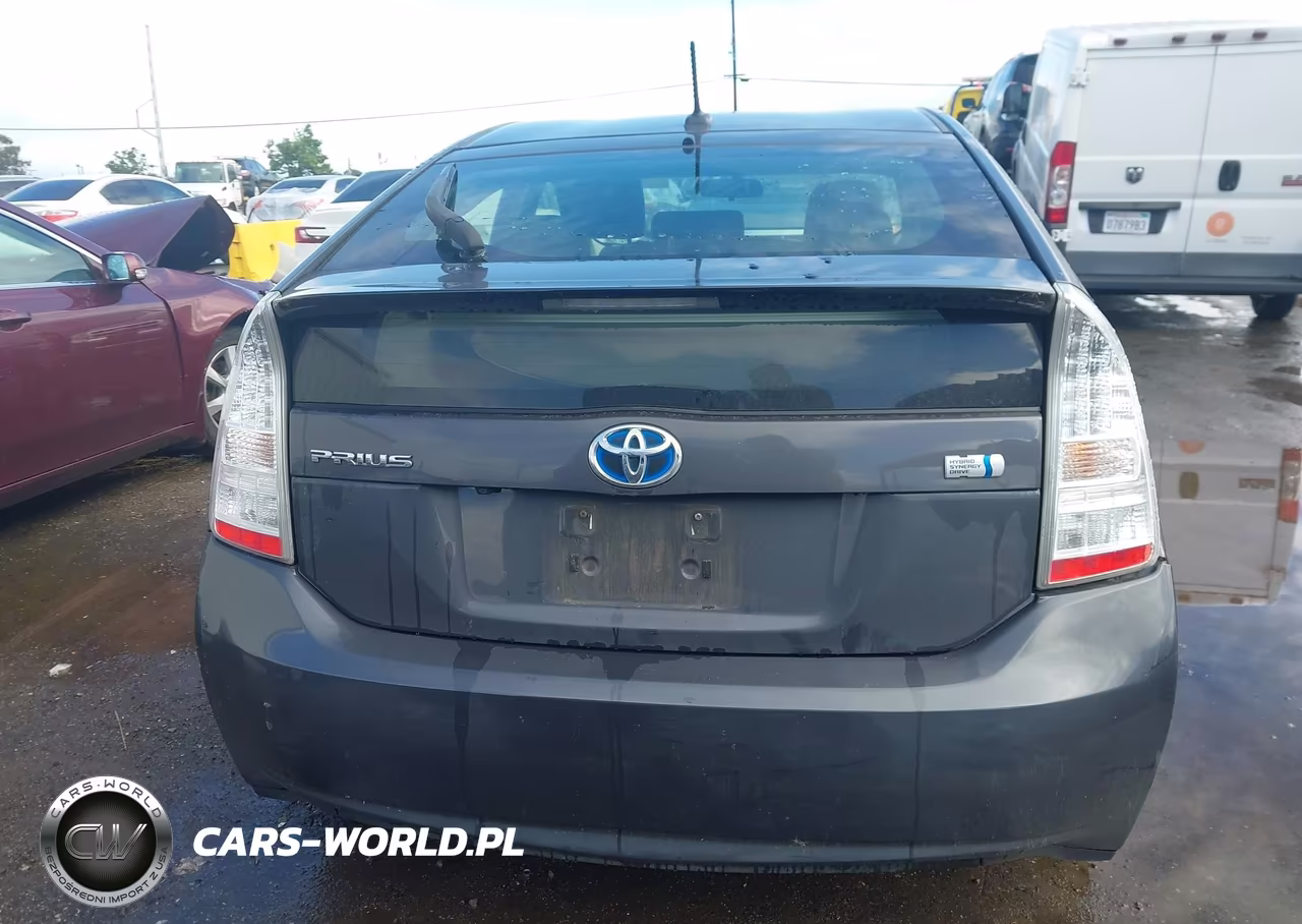 2011 Toyota Prius Three VIN:JTDKN3DU4B5310344 - 16