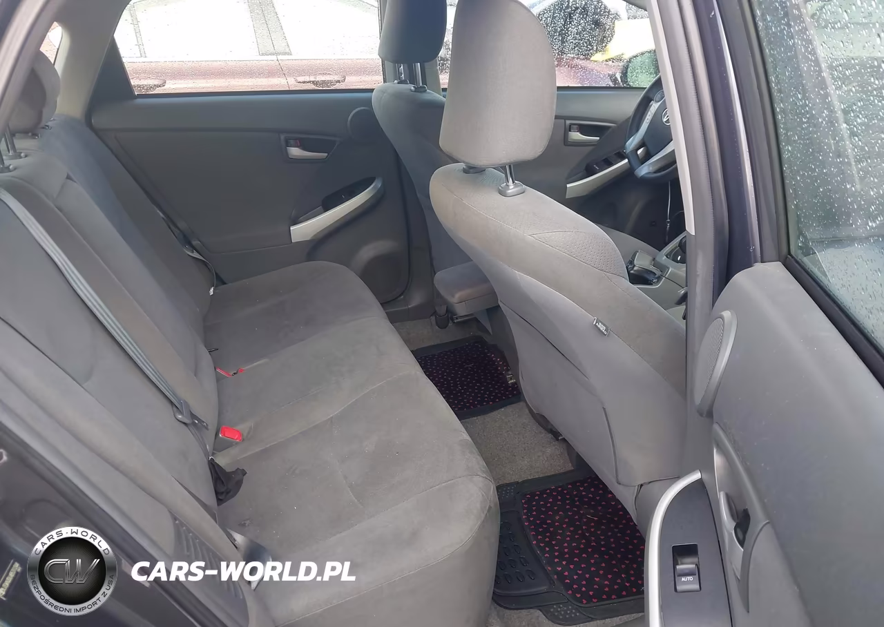 2011 Toyota Prius Three VIN:JTDKN3DU4B5310344 - 8