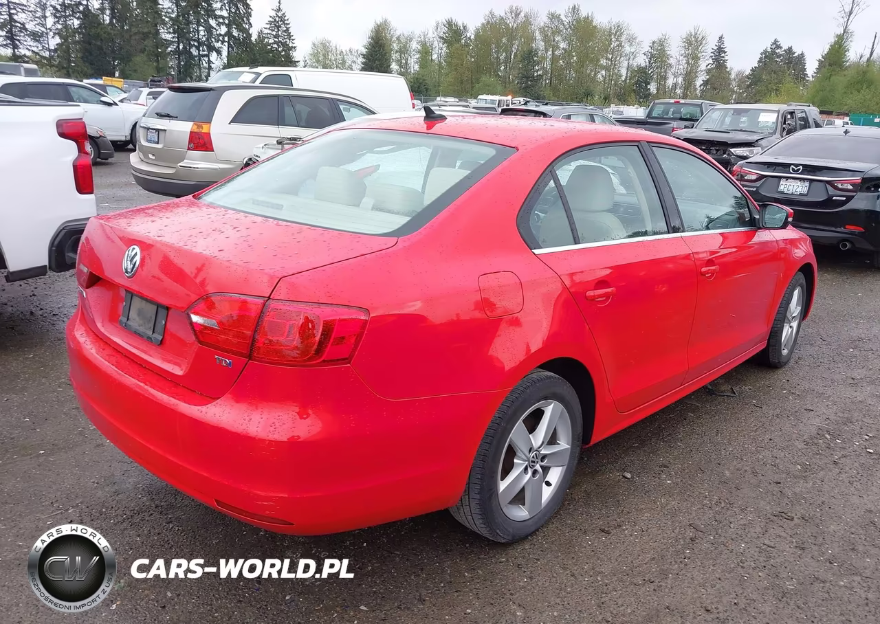 2011 Volkswagen Jetta 2.0L Tdi VIN:3VWLL7AJ8BM128052 - 4