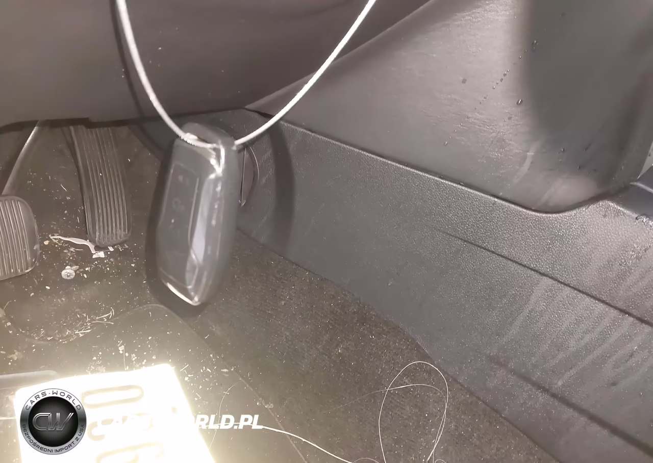 2017 Ford Explorer Platinum VIN:1FM5K8HTXHGC12710 - 11