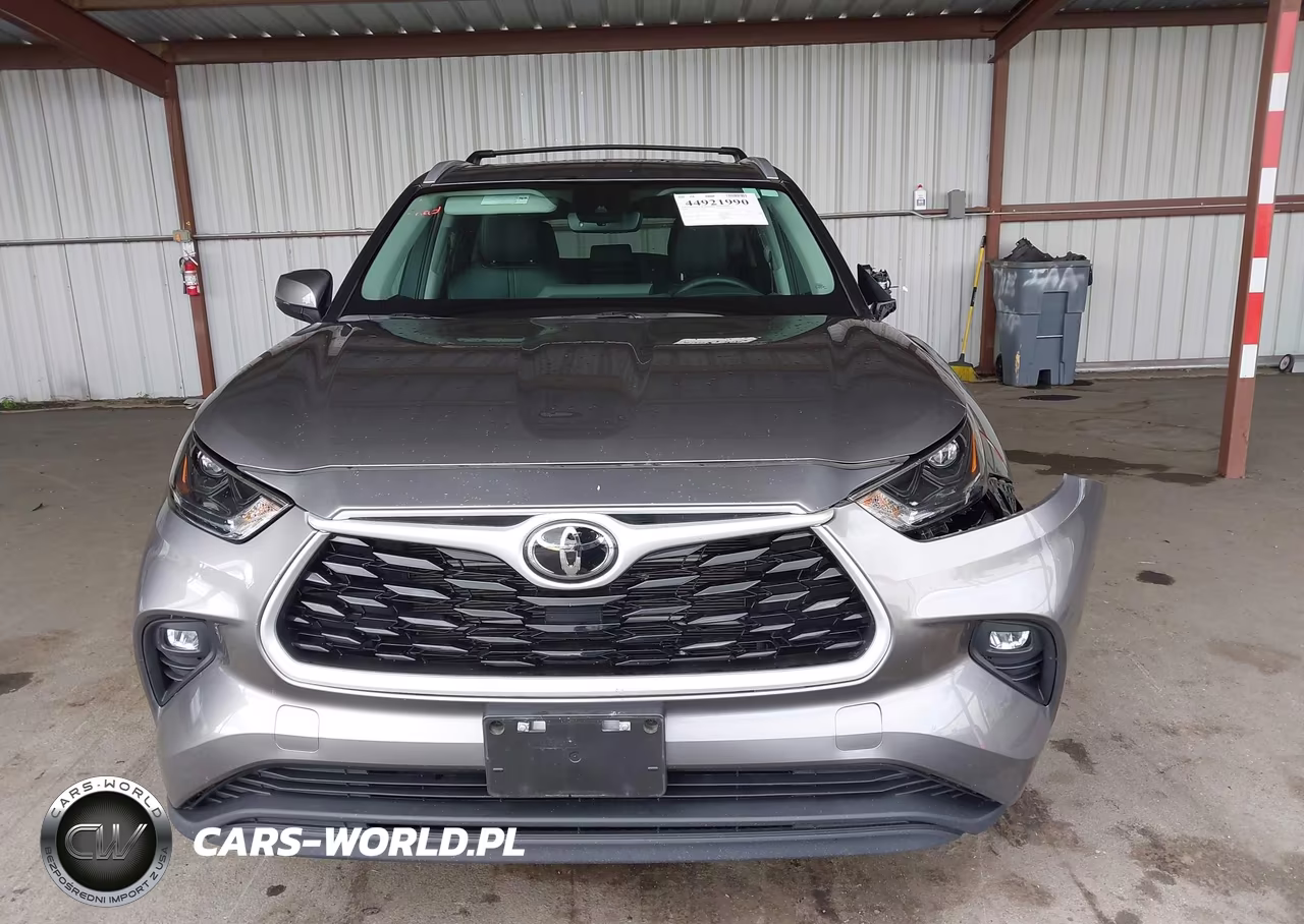 2026 Toyota Highlander Hybrid Xle VIN:5TDKBRCH9TS691491 - 12