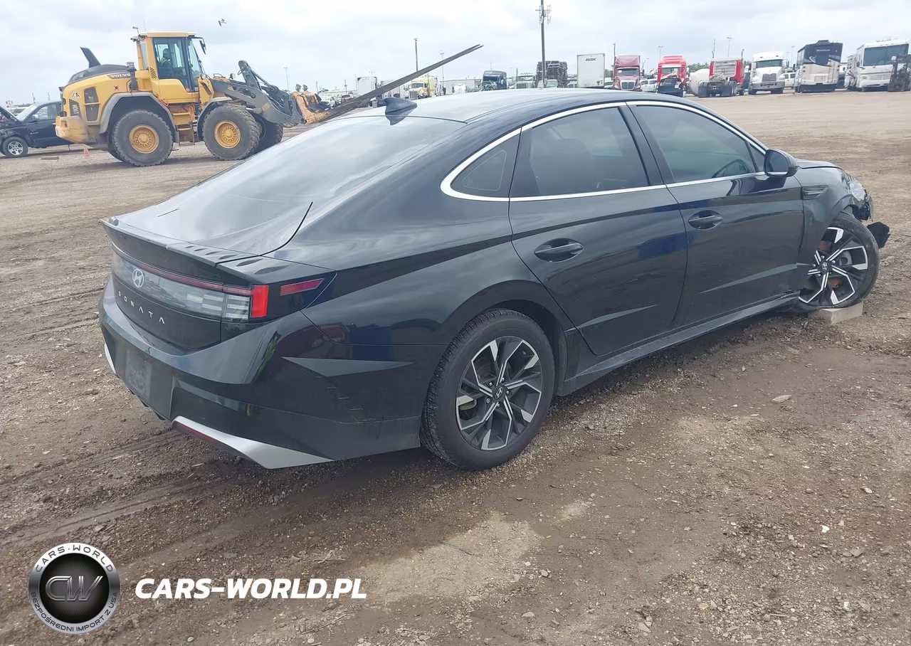 2024 Hyundai Sonata Sel VIN:KMHL64JA1RA382293 - 4