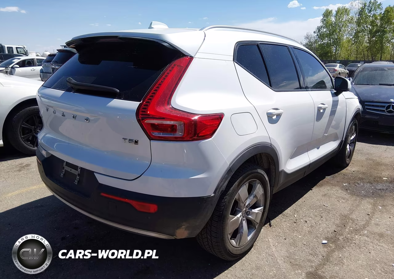 2021 Volvo Xc40 T5 Momentum VIN:YV4162UKXM2576910 - 4