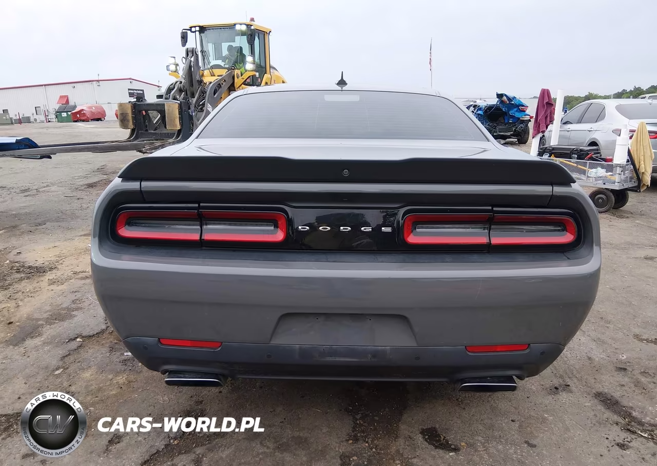 2019 Dodge Challenger R-T Scat Pack VIN:2C3CDZFJ9KH574119 - 17