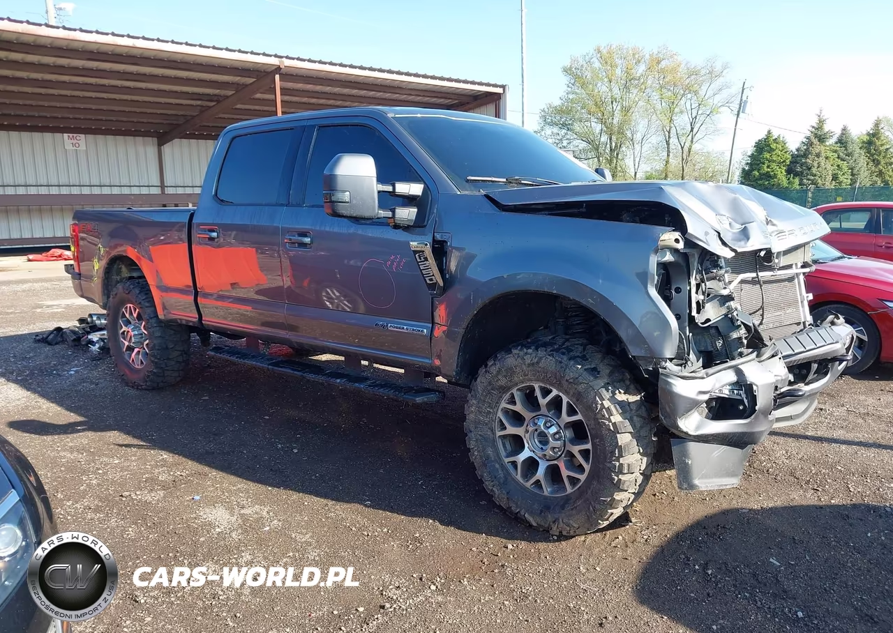 2022 Ford F-250 Lariat – zdjęcie 1 z 16