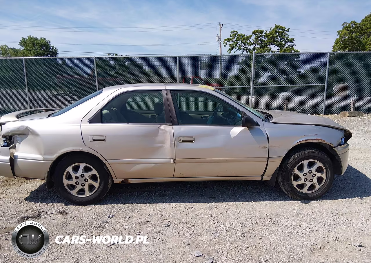 2000 Toyota Camry Le VIN:4T1BG22K4YU757787 - 13
