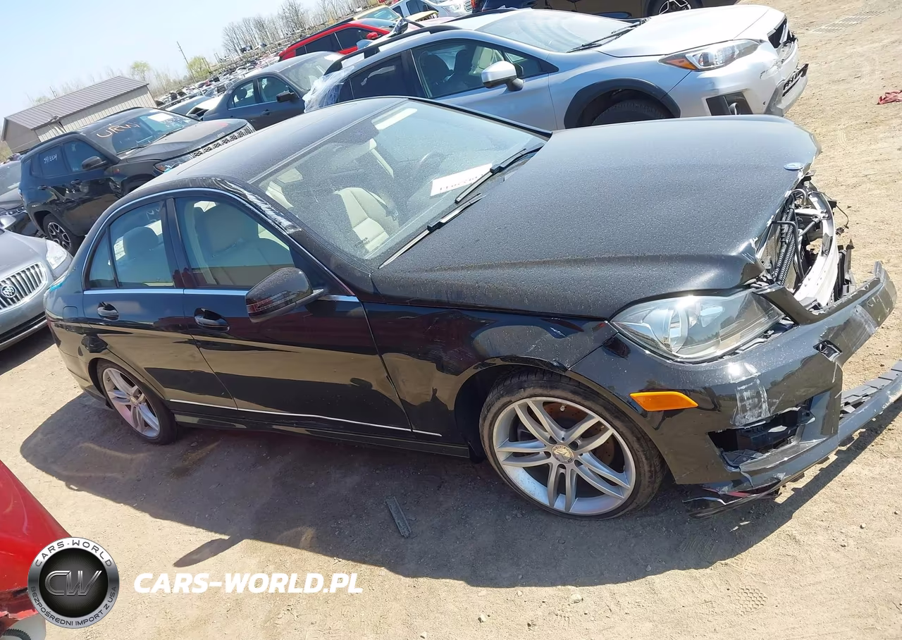 2014 Mercedes-Benz C 250 Sport VIN:WDDGF4HB0EG256413 - 13