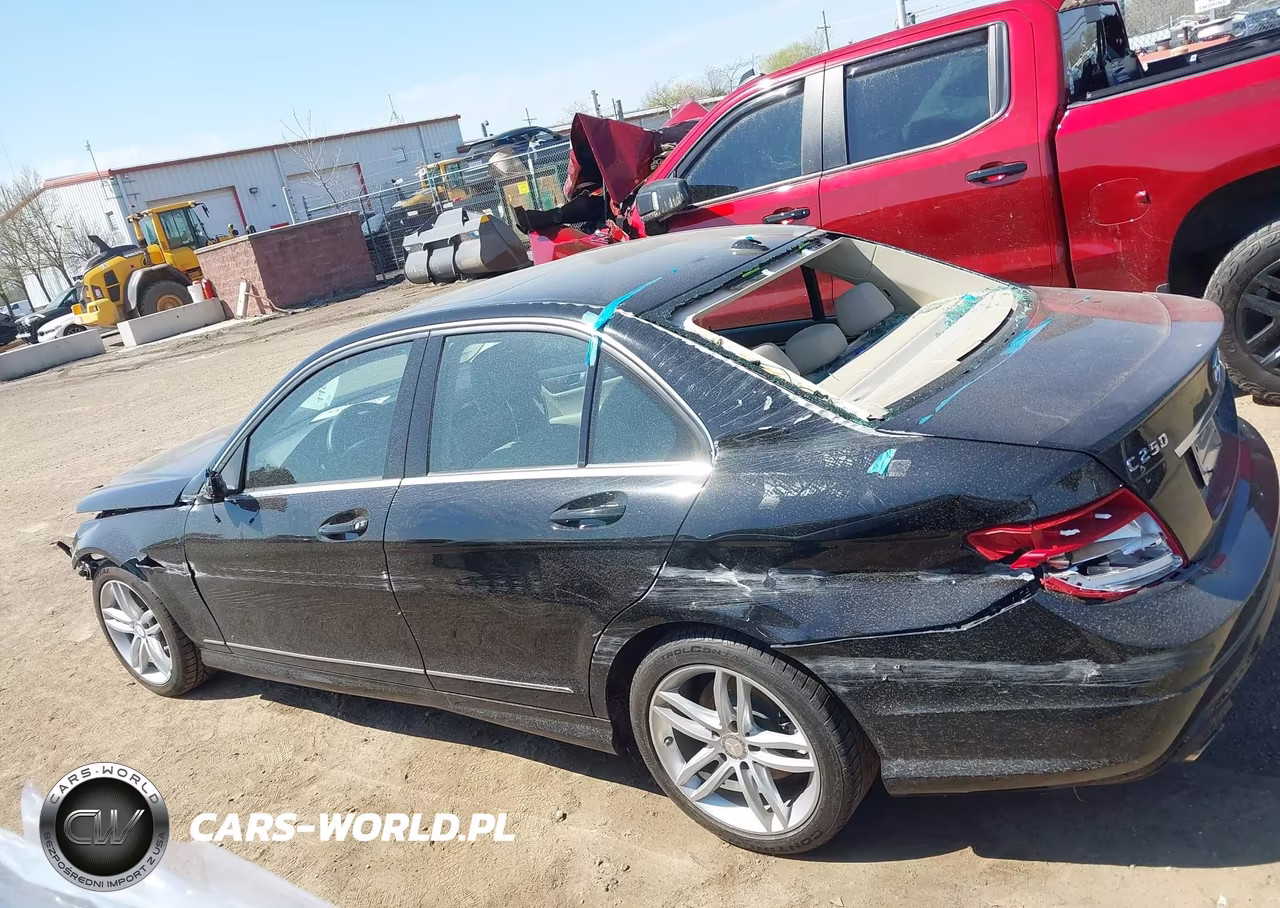 2014 Mercedes-Benz C 250 Sport VIN:WDDGF4HB0EG256413 - 14