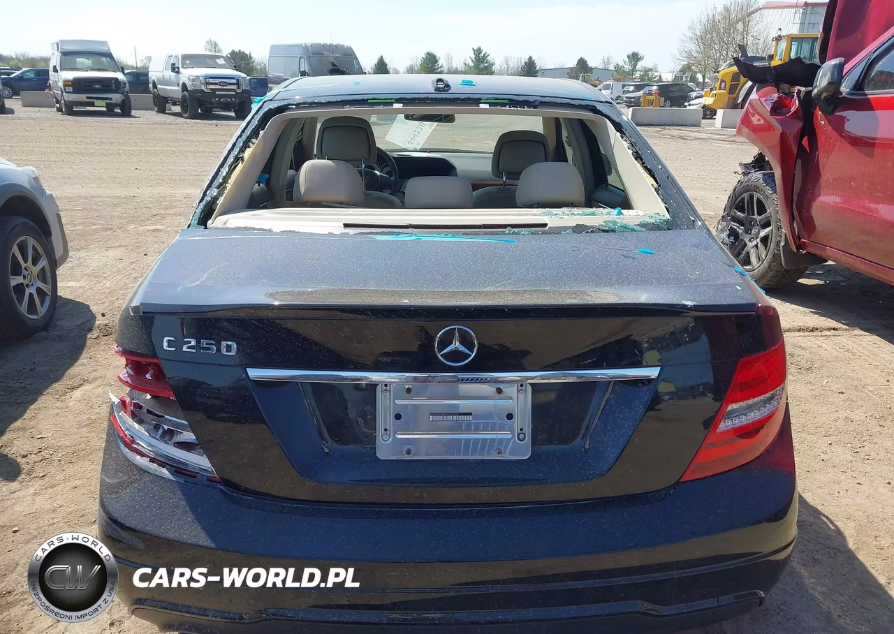 2014 Mercedes-Benz C 250 Sport VIN:WDDGF4HB0EG256413 - 16