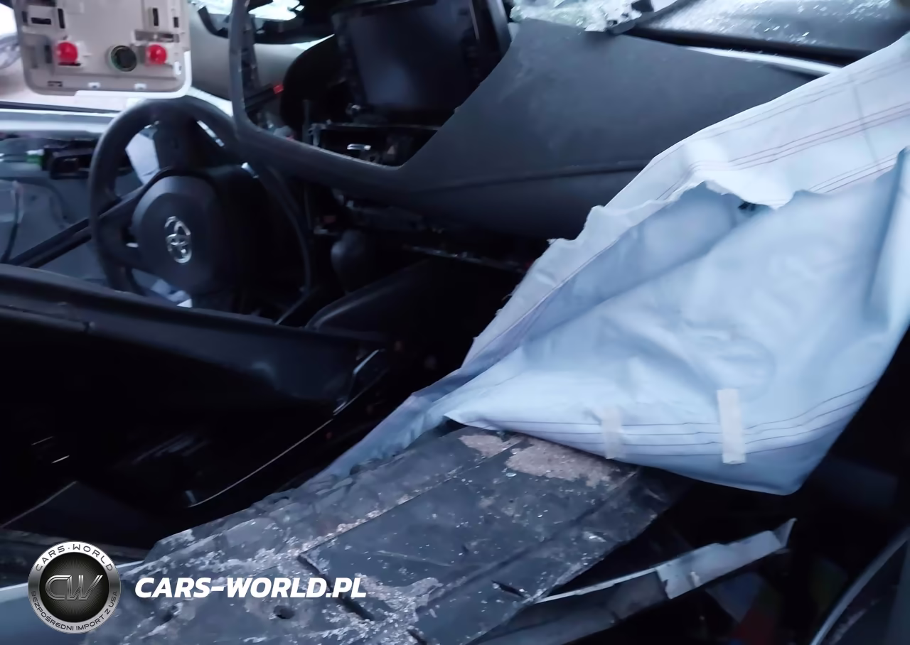 2022 Toyota Corolla Hybrid Le VIN:JTDEAMDE6N3001773 - 5
