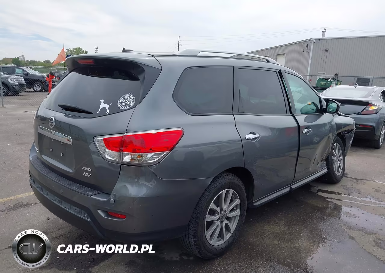 2015 Nissan Pathfinder VIN:5N1AR2MM2FC638255 - 4