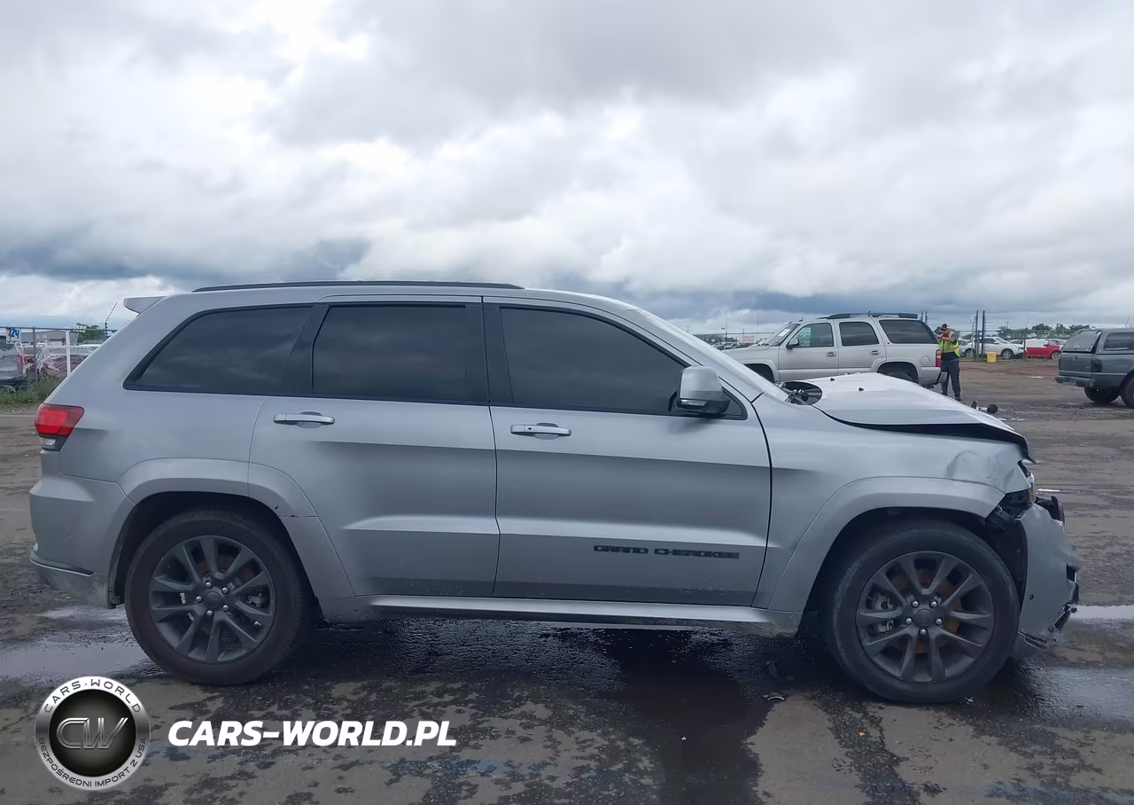 2018 Jeep Grand Cherokee High Altitude 4X4 VIN:1C4RJFCM8JC423446 - 13