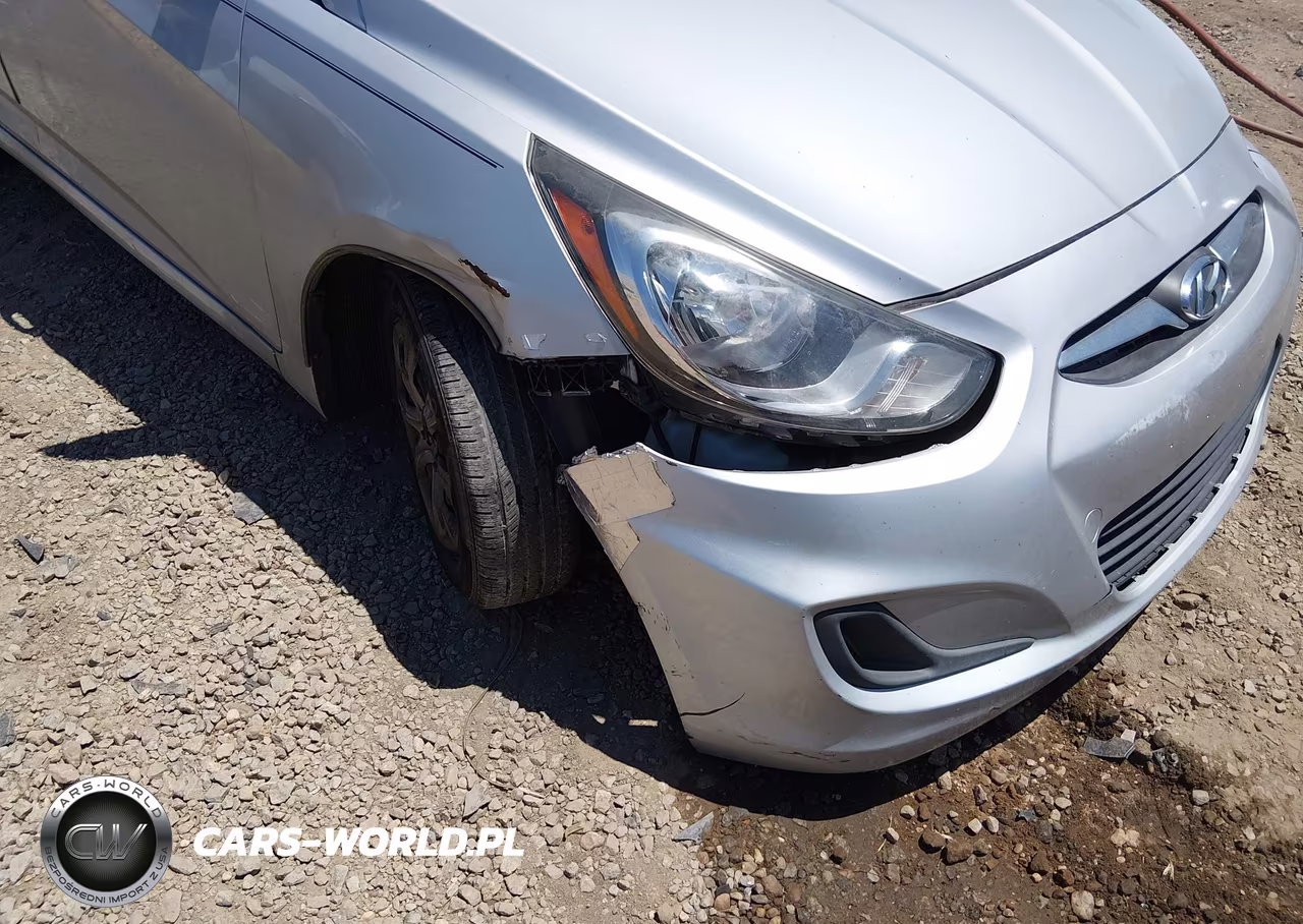 2014 Hyundai Accent Gls VIN:KMHCT4AE8EU738792 - 12