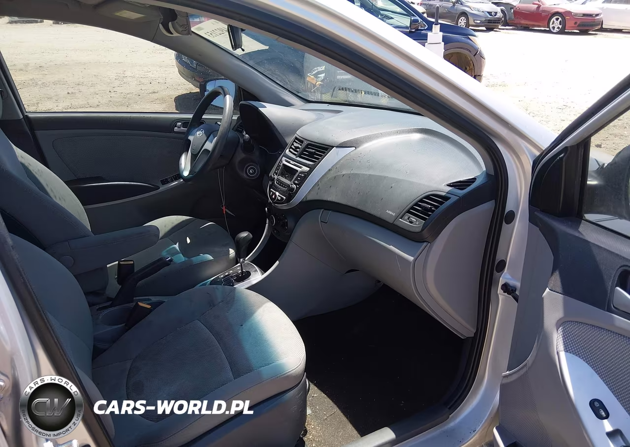 2014 Hyundai Accent Gls VIN:KMHCT4AE8EU738792 - 5
