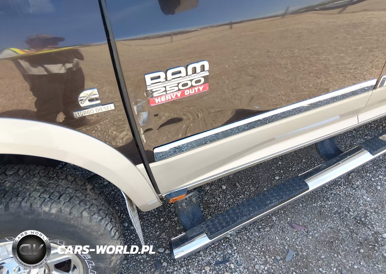 2011 Ram Ram 2500 Laramie VIN:3D7UT2CL8BG565742 - 19