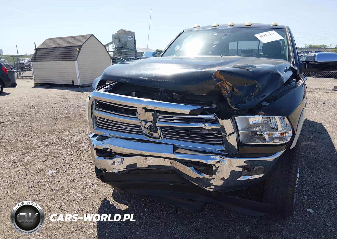 2011 Ram Ram 2500 Laramie VIN:3D7UT2CL8BG565742 - 6