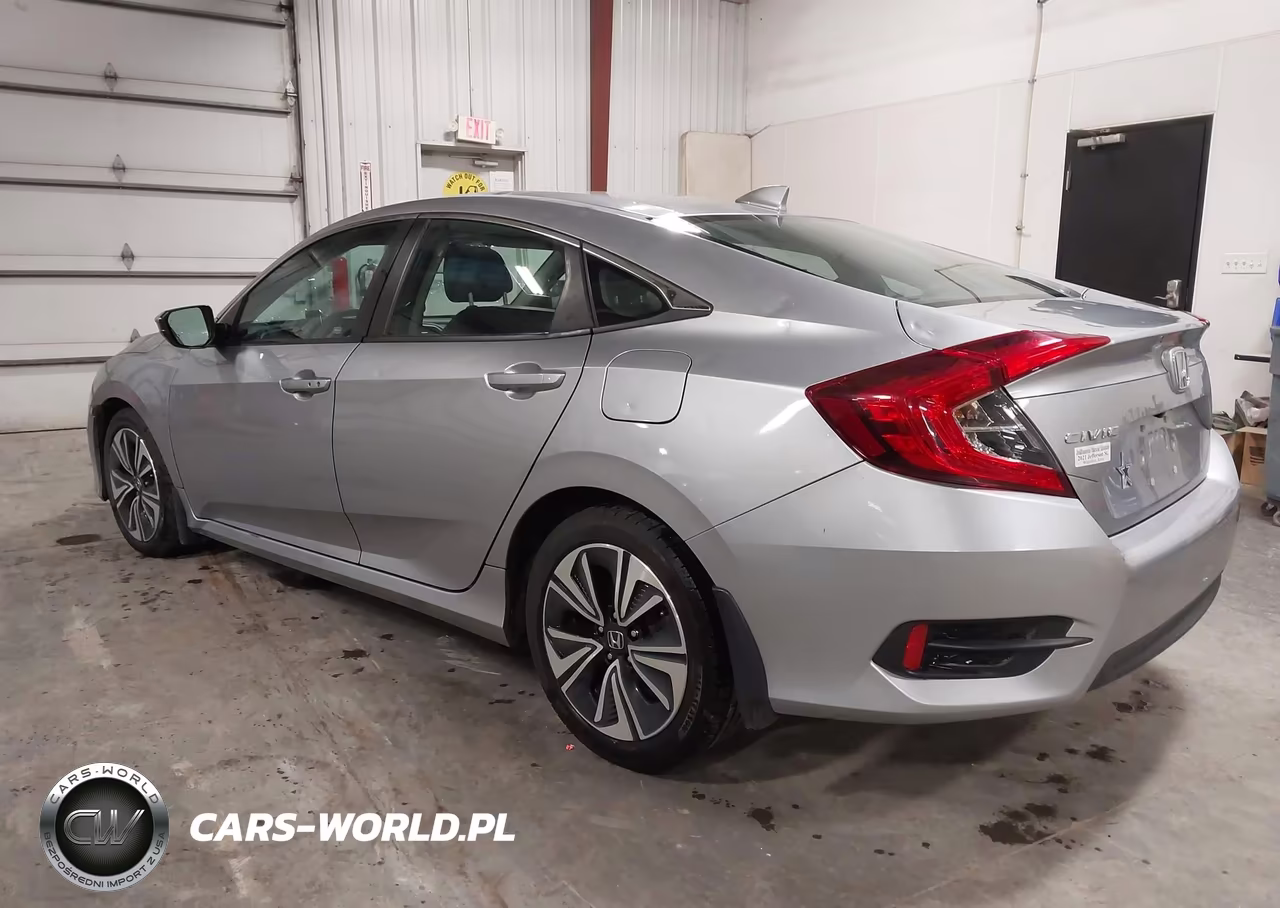 2018 Honda Civic Ex VIN:19XFC2F81JE034807 - 3