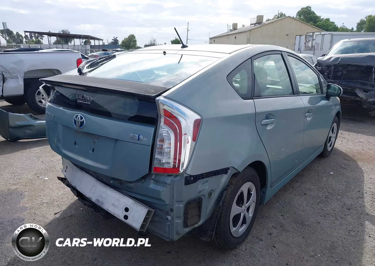 2012 Toyota Prius Two VIN:JTDKN3DU3C5430752 - 4