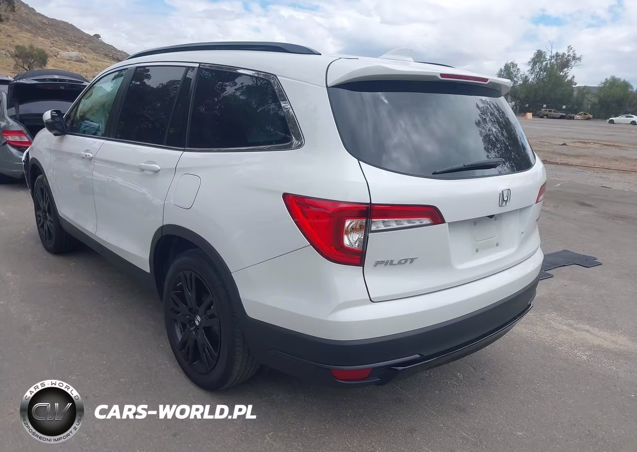2021 Honda Pilot 2Wd Special Edition VIN:5FNYF5H25MB024242 - 3