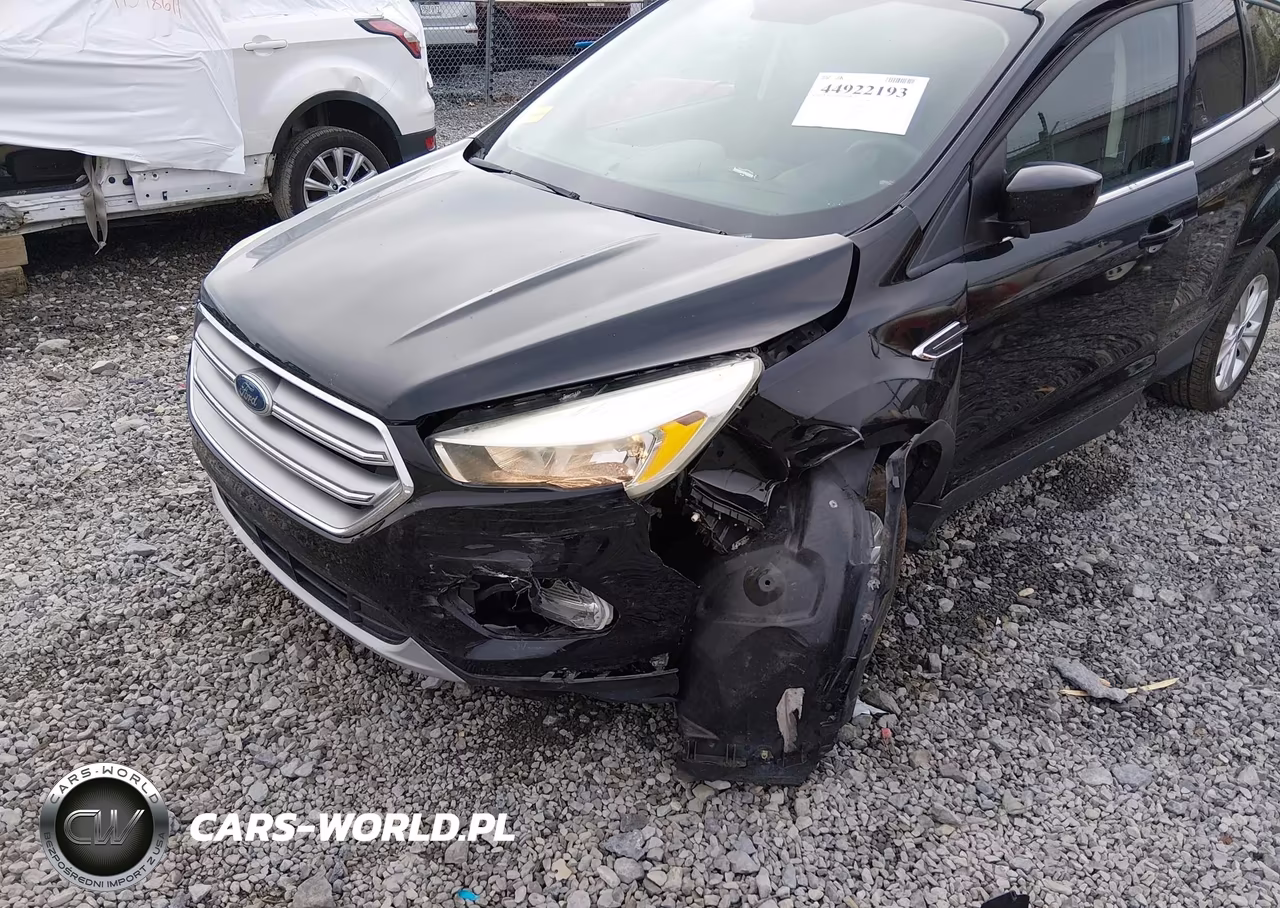 2017 Ford Escape Se VIN:1FMCU9G92HUA28344 - 6