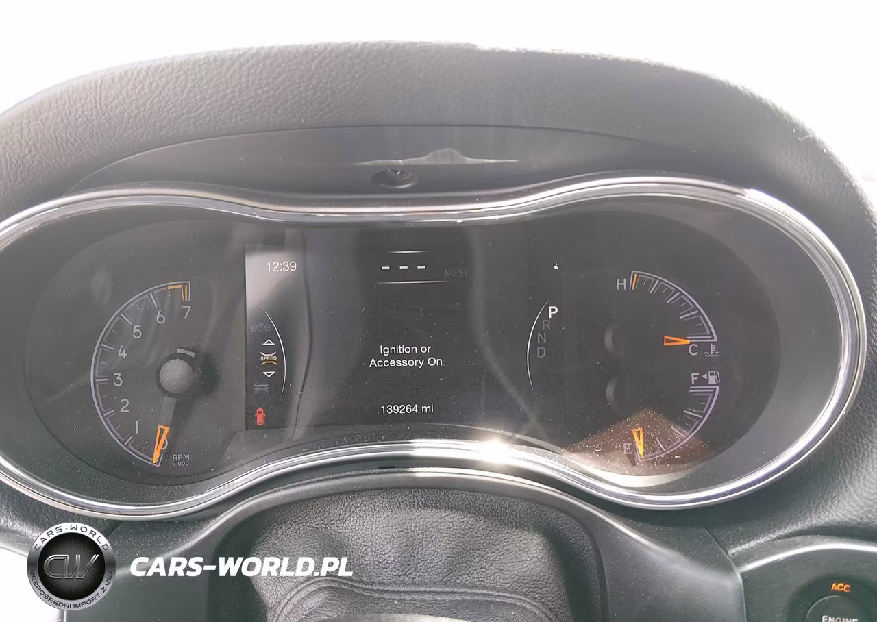 2018 Jeep Grand Cherokee Altitude 4X4 VIN:1C4RJFAGXJC267651 - 7