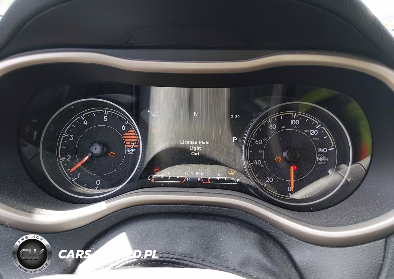 2017 Jeep Cherokee Limited 4X4 VIN:1C4PJMDB9HW520138 - 7