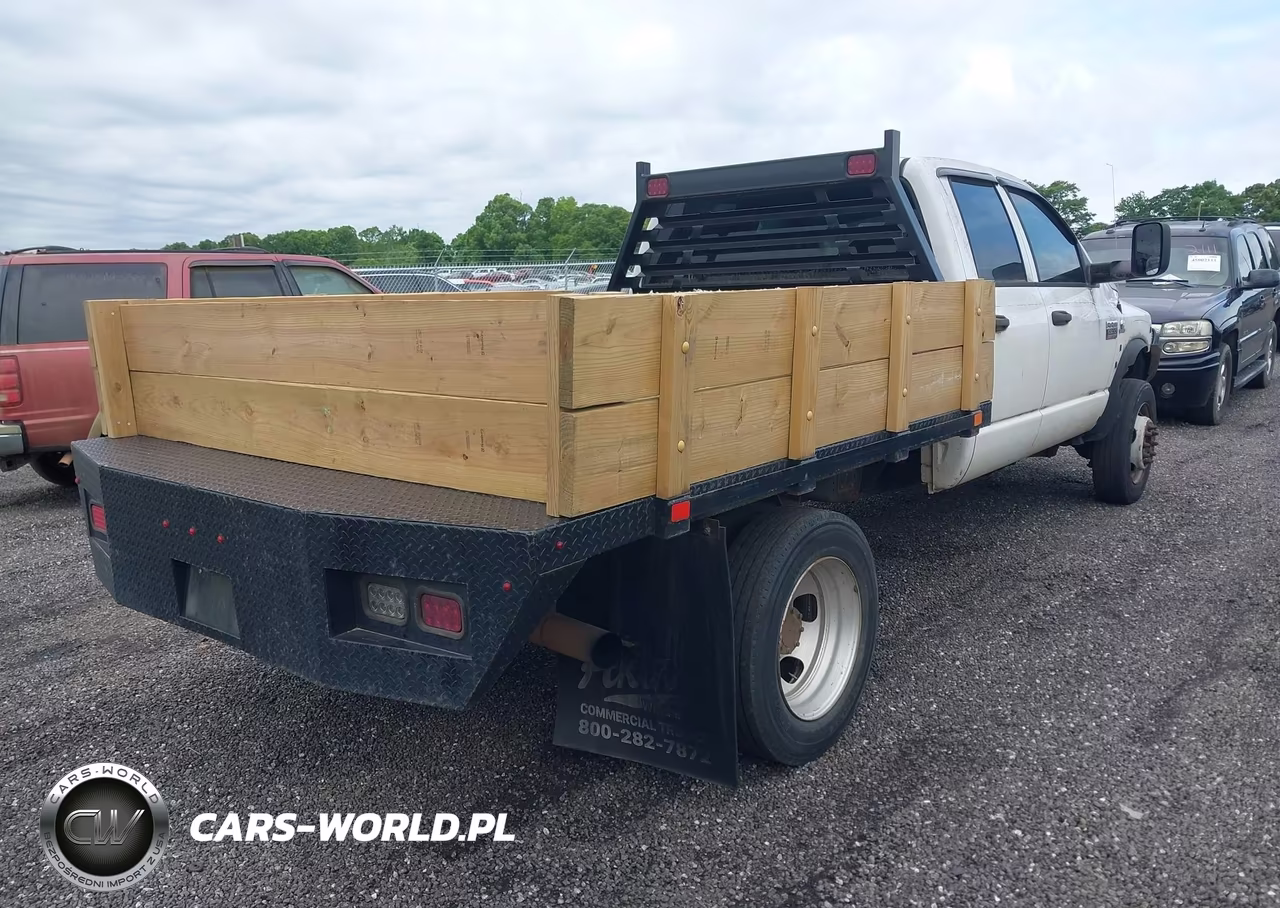 2010 Dodge Ram 5500 Hd Chassis St-Slt VIN:3D6WC7GL1AG122478 - 4