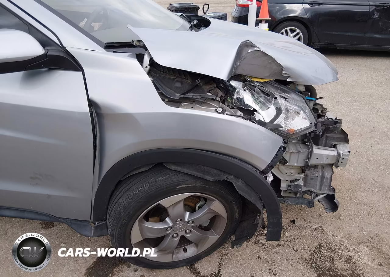 2018 Honda Hr-V Lx VIN:3CZRU5H30JM715036 - 6