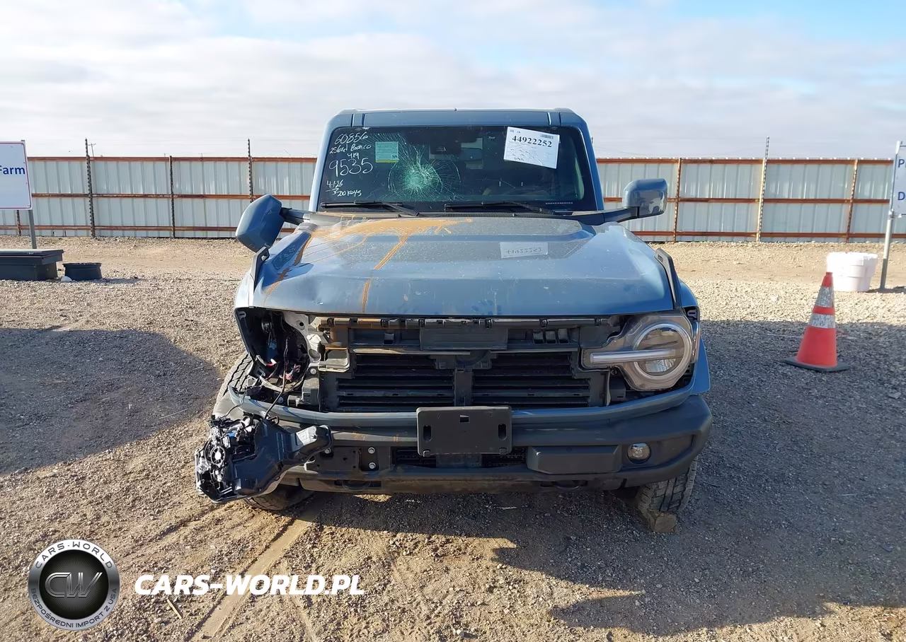 2025 Ford Bronco Outer Banks VIN:1FMEE8BP7SLA79535 - 12
