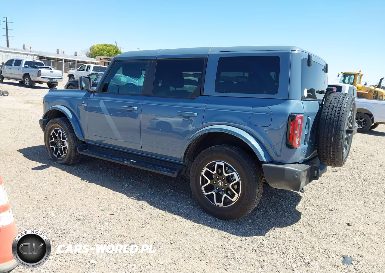 2025 Ford Bronco Outer Banks VIN:1FMEE8BP7SLA79535 - 3