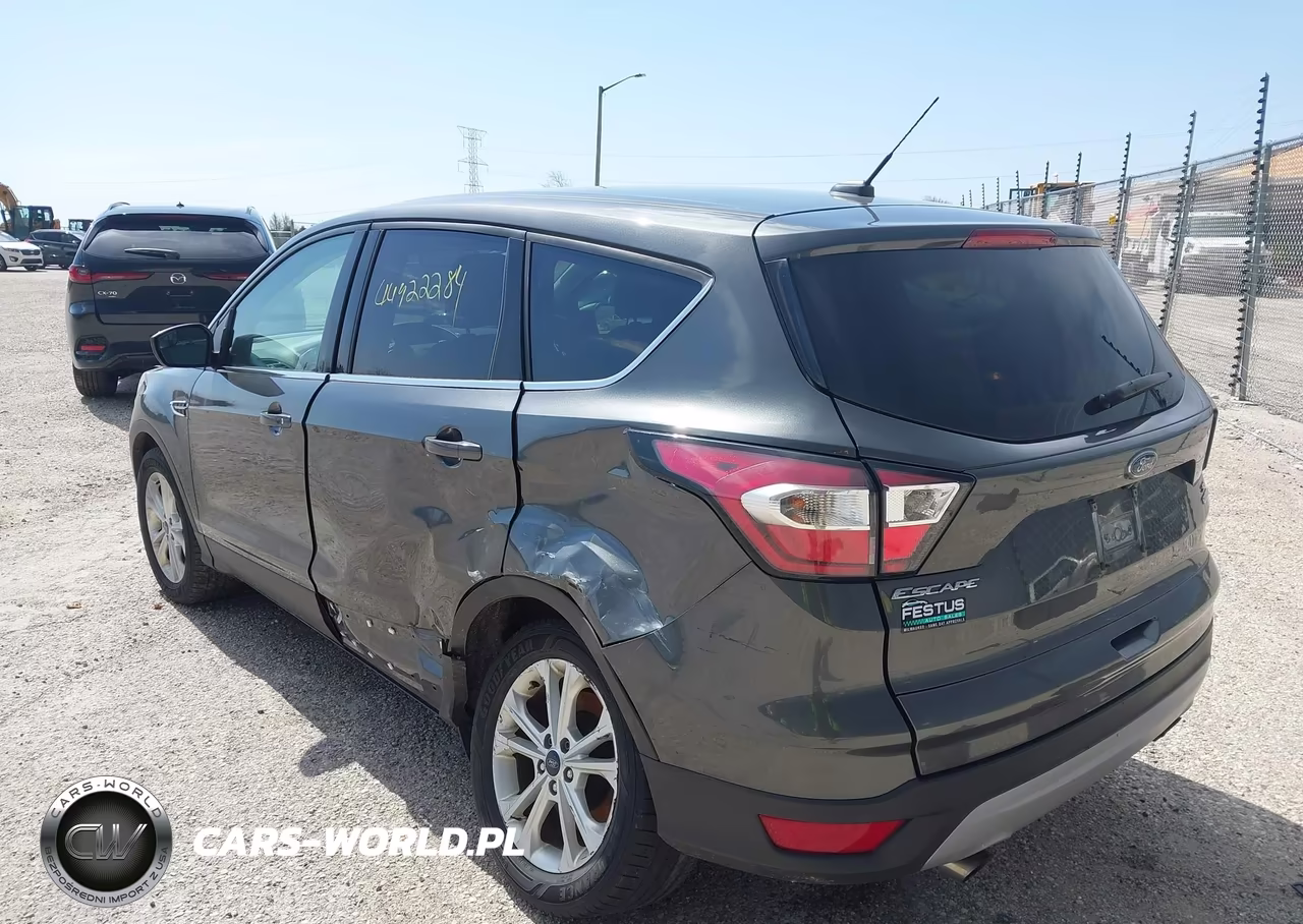 2017 Ford Escape Se VIN:1FMCU0GD4HUF03184 - 3
