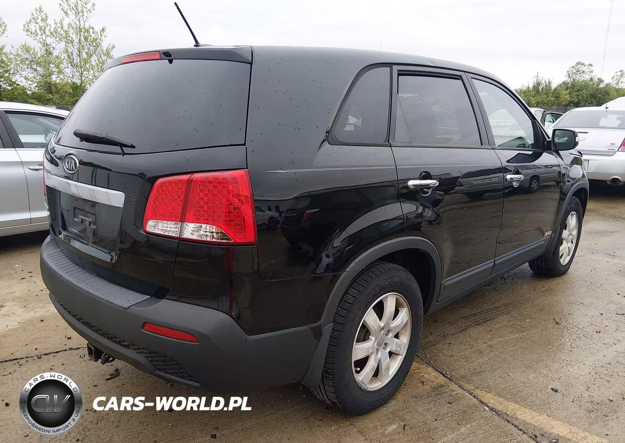 2012 Kia Sorento Lx VIN:5XYKTDA67CG242177 - 4